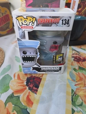 Figura Vinilo Funko Pop Serie de Televisión Bloody Sharknado #134  Foto 1 de 4