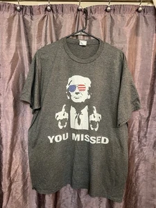 Trump You Missed graues T-Shirt Herren Gr. XL lustig abklappbar Pilotenbrille - Bild 1 von 4