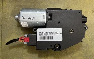 12 Jeep Patriot Sunroof Motor Assembly - Picture 1 of 5