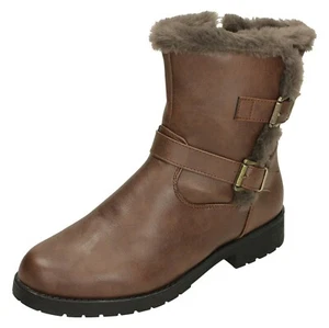 Damen Spot On! 'F4451' braune Freizeitstiefel aus Synthetik mit Reißverschluss - Bild 1 von 18