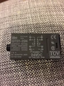 idec GT5Y-2S Electronic timer, On Delay, Coil: 24Vdc - Picture 1 of 1