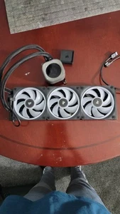 CORSAIR iCUE Link H150i RGB Liquid CPU Kühler 360mm AIO - mit Intel Mounting - Bild 1 von 7