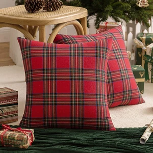 Pack of 2 Christmas Plaid Decorative Throw Pillow Covers Scottish Tartan Cushion - Picture 1 of 12
