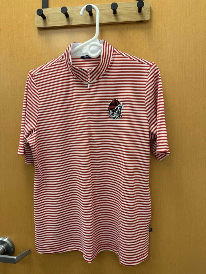 Top para mujer Georgia Bulldog Cutter&Buck Virtue Eco Piqué rayas reciclado” Foto 1 de 4