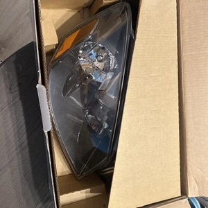 Keystone Headlight Assembly for NI2503156 New in Box - Picture 1 of 3