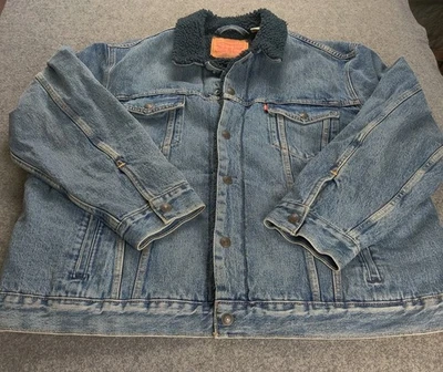 Levi Sherpa Lined Trucker Jacket Men 2XL Denim Classic Work Ranch Casual Snap - Image 1 of 4