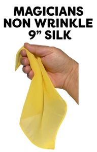 1 FALTENFREIE GELBE MAGISCHE SEIDE 9” Zaubertrick Requisite 8,5” Revers Tasche Taschentuch - Bild 1 von 7