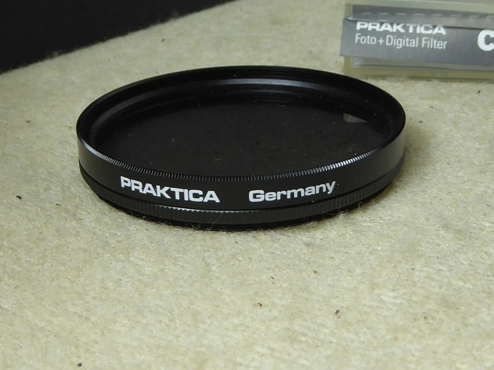Praktica Circular Polarising Filter 58mm GENUINE RARE ITEM  - Image 1 of 4