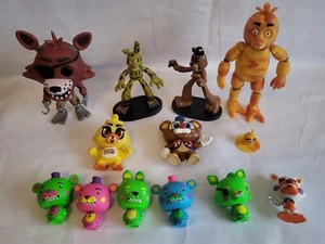 Funko FNAF - Five Nights At Freddy's - Lotto misto figurine - Freddy Foxy Chica ecc - Foto 1 di 7