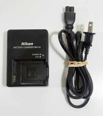 Cargador de batería Nikon Mh-24 para Nikon EN-EL14/abatería, envío EE. UU. Foto 1 de 3