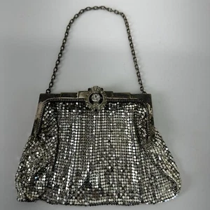 Antique Vintage Whiting and Davis Silver Mesh Purse Bag Purse 7x5 - Picture 1 of 15