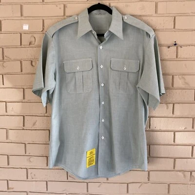 Camisa Para Hombres 17 Verde Claro DSCP Garrison Collection AG-415 Manga Corta Abotonada Foto 1 de 4