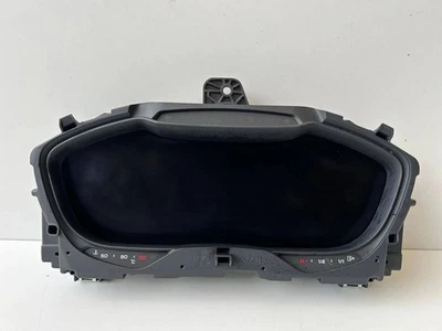 Audi TT TTS RS Mk3 8S 2020 Débitmètre Avant Cockpit 8S0920790F - Photo 1/3