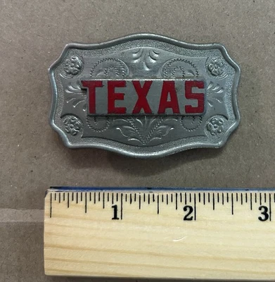 VINTAGE 1970s SMALL TEXAS ENGRAVED WESTERN & COWBOY BELT BUCKLE, Good Condition - Image 1 of 3