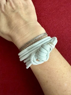 Capolavoro Luxus Schmuck Lederarmband Armband aus Leder Kalbsleder 4-reihig Weiß - Bild 1 von 4