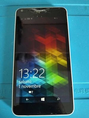 Nokia Lumia 640 Black 8GB  Black 4G Smartphone  - Immagine 1 di 4