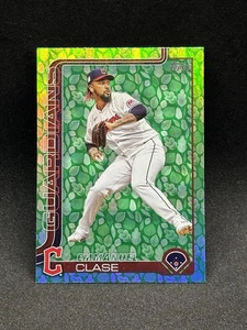 2025 Topps Series 1🐰Exclusive SP Easter Holiday Green Foil🐰#326 Emmanuel Clase - Picture 1 of 2