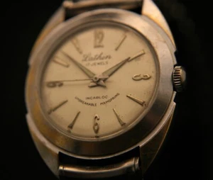Vintage 1950's Lathin {Kingston Watch Co.) French 17J men's wristwatch, running - Picture 1 of 13