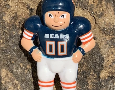 Chicago Bears Keychain. Plastic. Good conditioned Cover