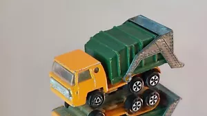 Bernard Refuse Truck - Majorette - Orange Green - Imagen 1 de 10
