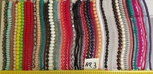 47 STRÄNGE ACRYL / KUNSTSTOFFPERLEN  80 Jahre aus Schwäbisch Gmünd - Bild 1 von 5