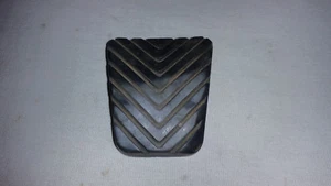 Mitsubishi 3000GT Brake Clutch Pedal Rubber - Picture 1 of 2