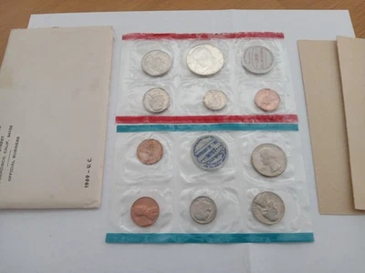 1969 US Mint Set with 40% Silver Kennedy Half Serious Toning - Image 1 of 4