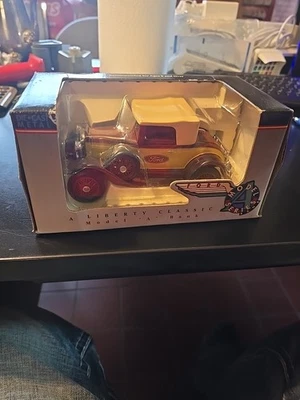 Banco fundido a presión Liberty Classics Ford Modelo A serie coleccionista vintage nuevo en caja Foto 1 de 4