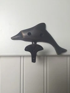 *3er Pack* dekorative spritzende Delfinhaken aus Bronze mit Ölschliff - Bild 1 von 5