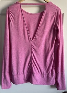 Gap Fit Breathe Top Long Sleeve Open Back Size XS Stretch Pink V-Back Yoga - Picture 1 of 13