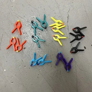 20 pcs Multi Color Plastic Clamps 16 - 2.25” 4 - 3” - Picture 1 of 2