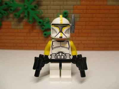 (O6/2/1) LEGO STAR WARS Clone Trooper Commander Phase 1 Minifigure sw0481 75019 - Image 1 of 4
