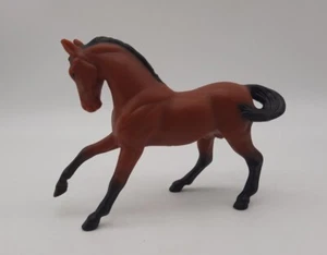 Caballo G2 Breyer Reeves Stablemates #6962 Warm Blood Bay 1999 - Imagen 1 de 13