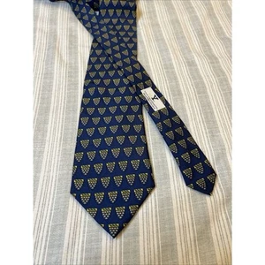 Vineyard Vines Custom Collection Yale University Branford College Tie Necktie - Picture 1 of 9