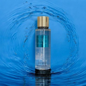 Victoria's Secret Aqua Kiss Körperspray - 250ml - Bild 1 von 5