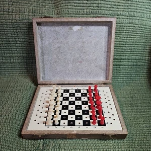 Vintage Travel Chess Set - Complete In Case - Picture 1 of 24
