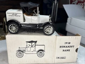 Ertl Replica 1918 Ford Model “T” Runabout Locking Bank 1/25 Scale - Picture 1 of 14
