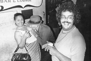 Mardi Gras Dirty Old Man Postcard Photo by Charles Gatewood Snap A Shot 1982 - Picture 1 of 2