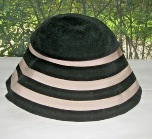 Old Hat Dachettes' Designed by Lilly Dache' Inside Rim 6.5" Wear Marks Stains - Picture 1 of 9