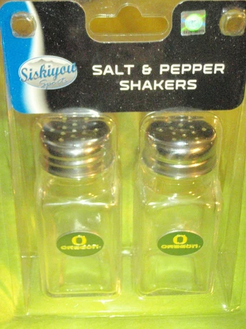 BRAND NEW OREGON DUCKS BASEBALL GLASS SALT AND PEPPER SHAKERS-SISKIYOU SPORTS Cover