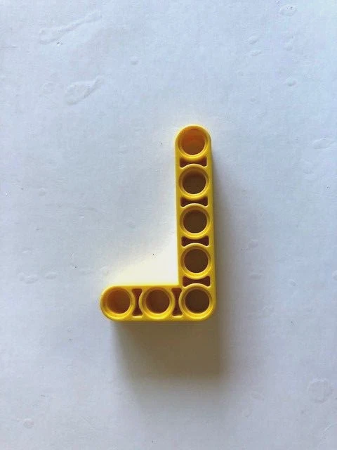 LEGO Parts: Technic, Liftarm, 3 x 5, L-Shape, Part# 32526, Yellow - 1 Piece - Image 1 of 1