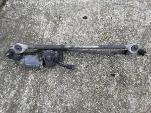 Saab 9-3 Windscreen Motor & Mechanism 98-02 - Picture 1 of 3