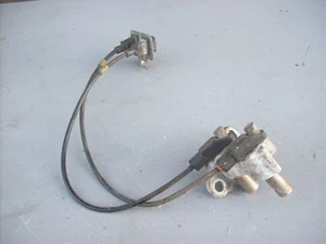 Porsche 944 & Turbo Bosch Crank Speed & Reference Sensor Bracket 01 - Picture 1 of 19