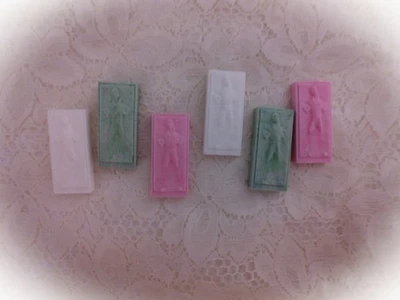 Soy Wax melts~ tarts~ Frozen Solo~ CHOICE~ 6 oz~ FREE shipping~190+ scents - Image 1 of 4