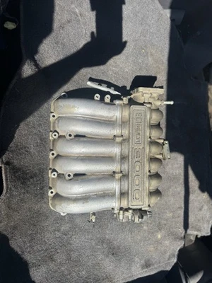 91-93 Mitsubishi 3000gt / Dodge Stealth Pleno de admisión Foto 1 de 2