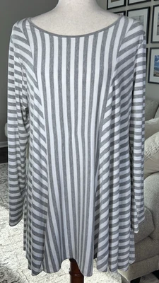 Удобный США противоположные полосы серый белый эластичной туника верхний M733 размер XL - Изображение 1 из 4