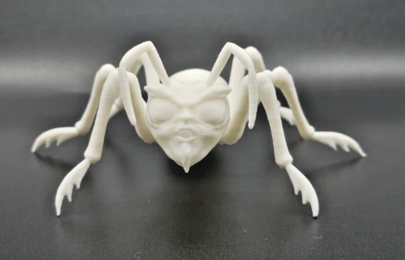 Impresora 3D Zanti Misfit Pintable Prop Tamaño Natural Aproximadamente 9 x 5 pulgadas Foto 1 de 4