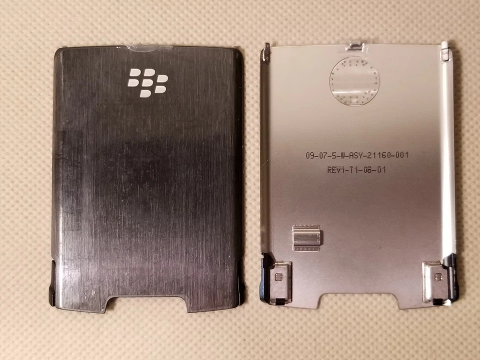 Nueva cubierta trasera de puerta de batería Blackberry OEM para STORM 9500 9530 - metal negro Foto 1 de 3