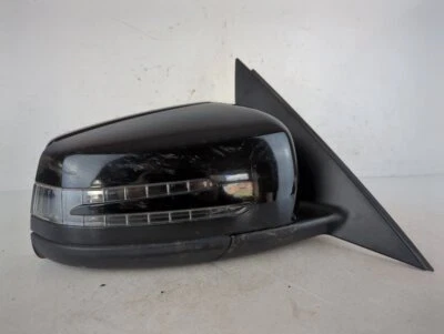 Mercedes C200 C-class Saloon 2009-2014 Wing Door Mirror Electric (Driver Side)  - Image 1 of 4