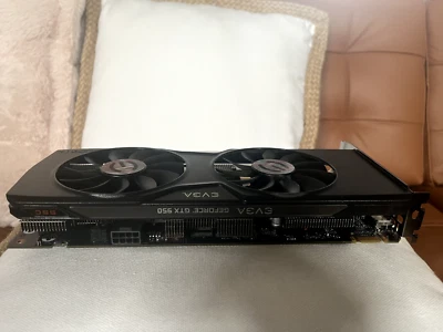 EVGA GeForce GTX 950 2GB SSC GAMING Video Graphics Card 02G-P4-2957-KR - Image 1 of 4